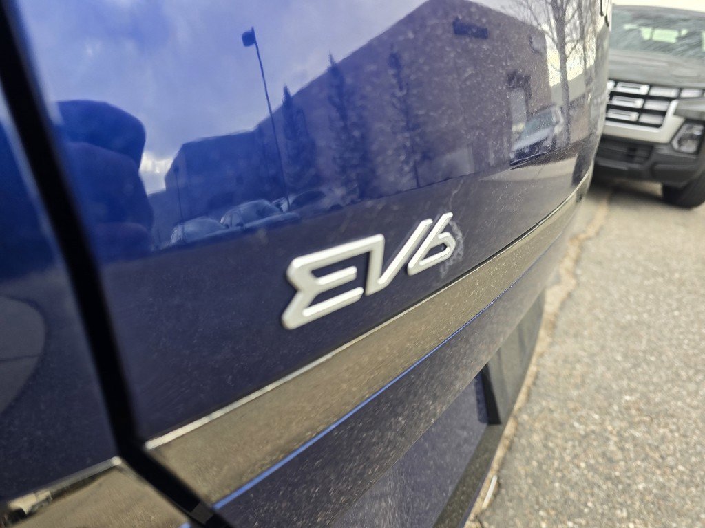 Used 2023 Kia EV6 GT image 18