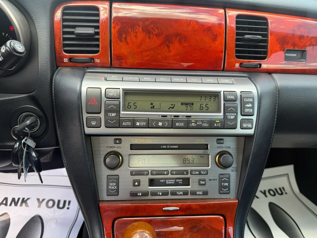 Used 2006 Lexus SC 430 Convertible RWD image 16