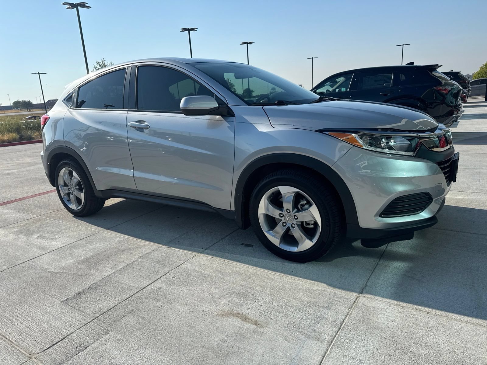 Used 2019 Honda HR-V LX image 2