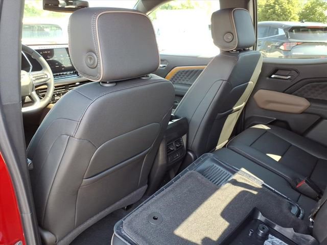 New 2026 GMC Canyon Denali AWD/4WD image 16