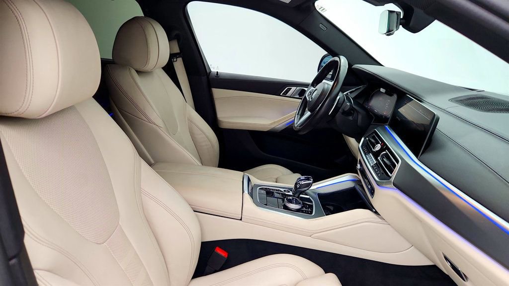 Used 2022 BMW X6 xDrive40i w/ Executive Package AWD/4WD image 25