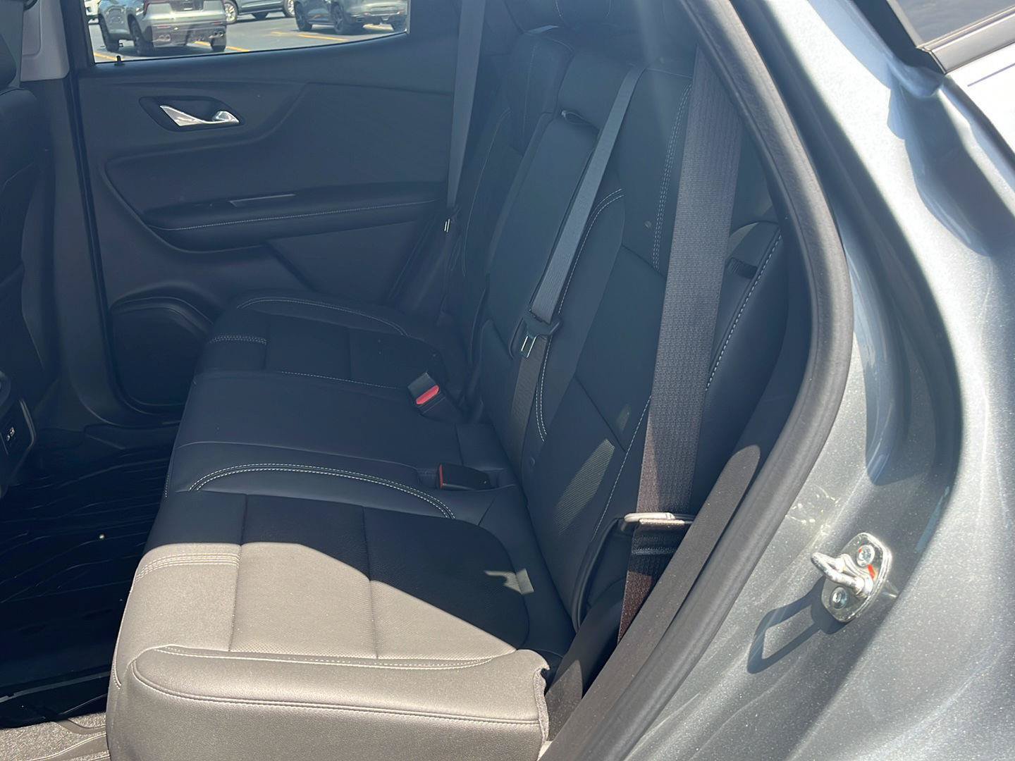 Used 2024 Chevrolet Blazer LT w/ LPO, Floor Liner Package FWD image 23