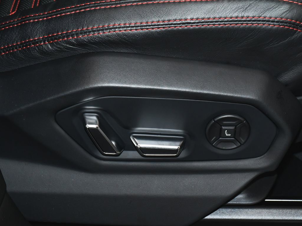 Used 2022 Lamborghini Urus AWD/4WD image 65