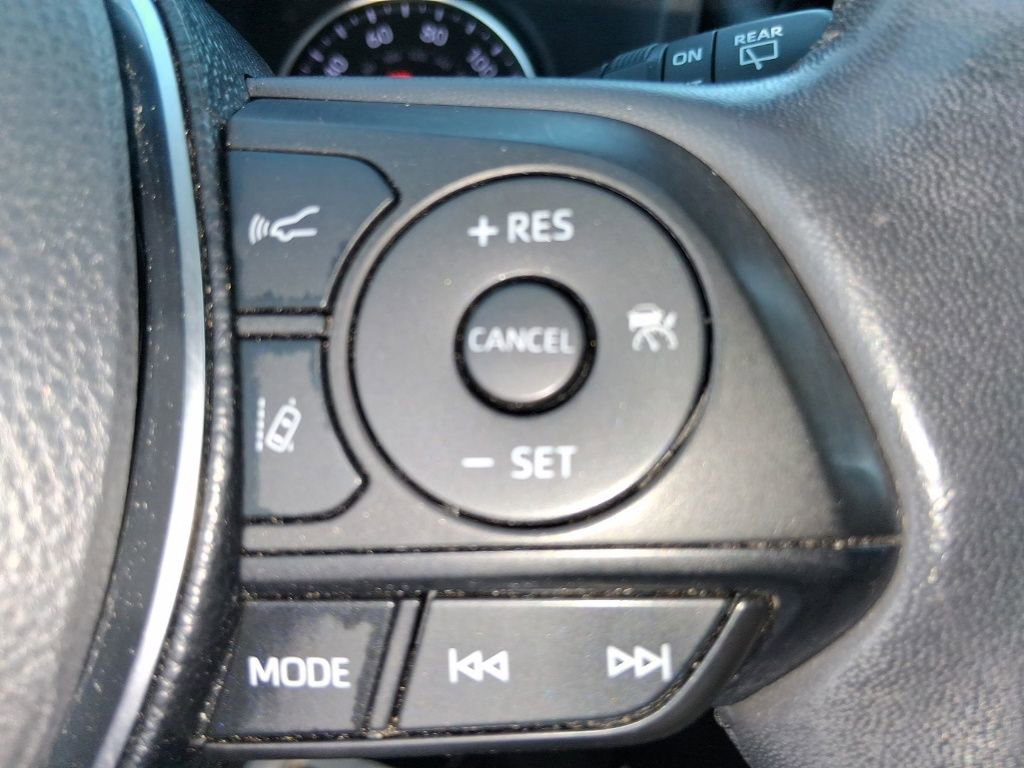 Used 2019 Toyota RAV4 XLE w/ Convenience Package image 21