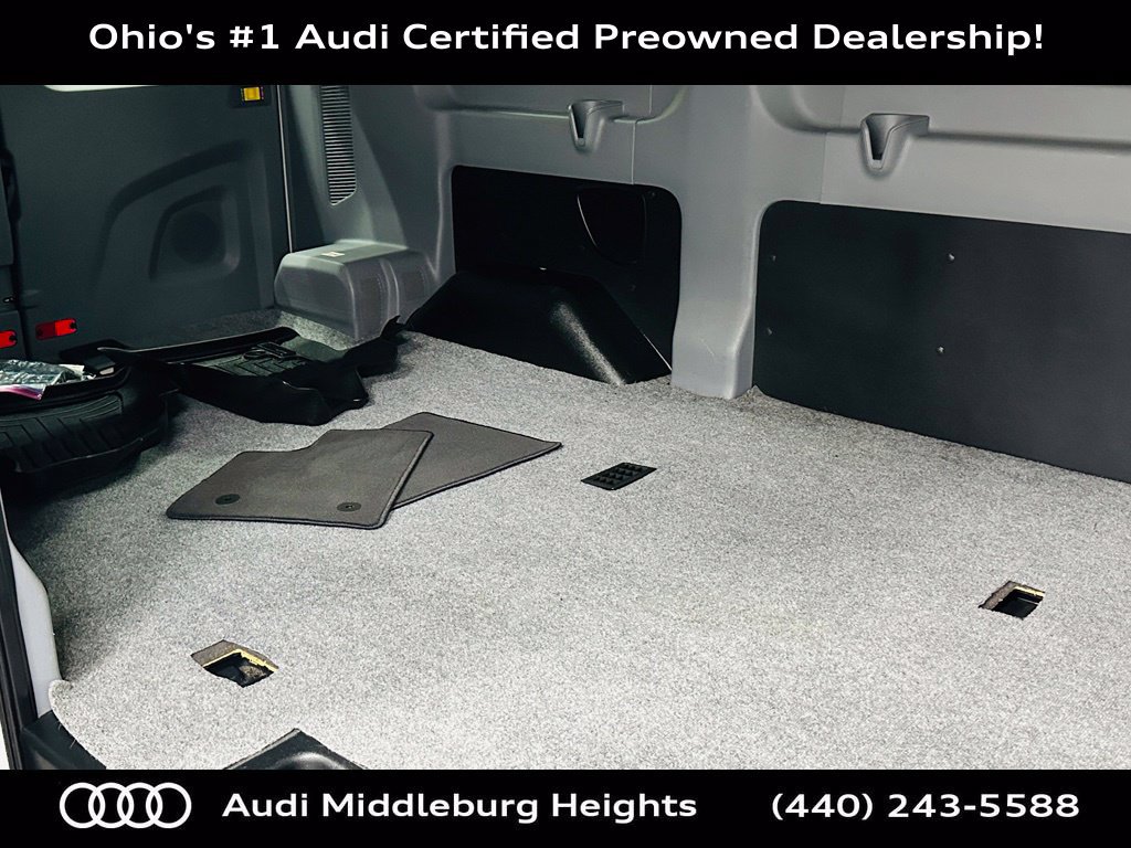 Used 2019 Ford Transit 150 XLT RWD image 25