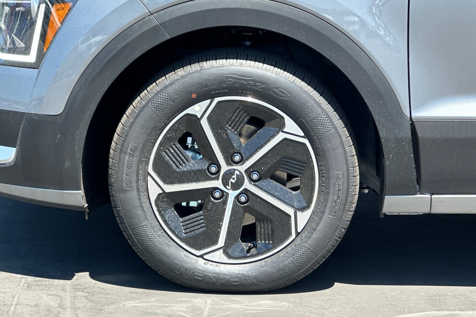 New 2026 Kia Niro EX FWD image 26