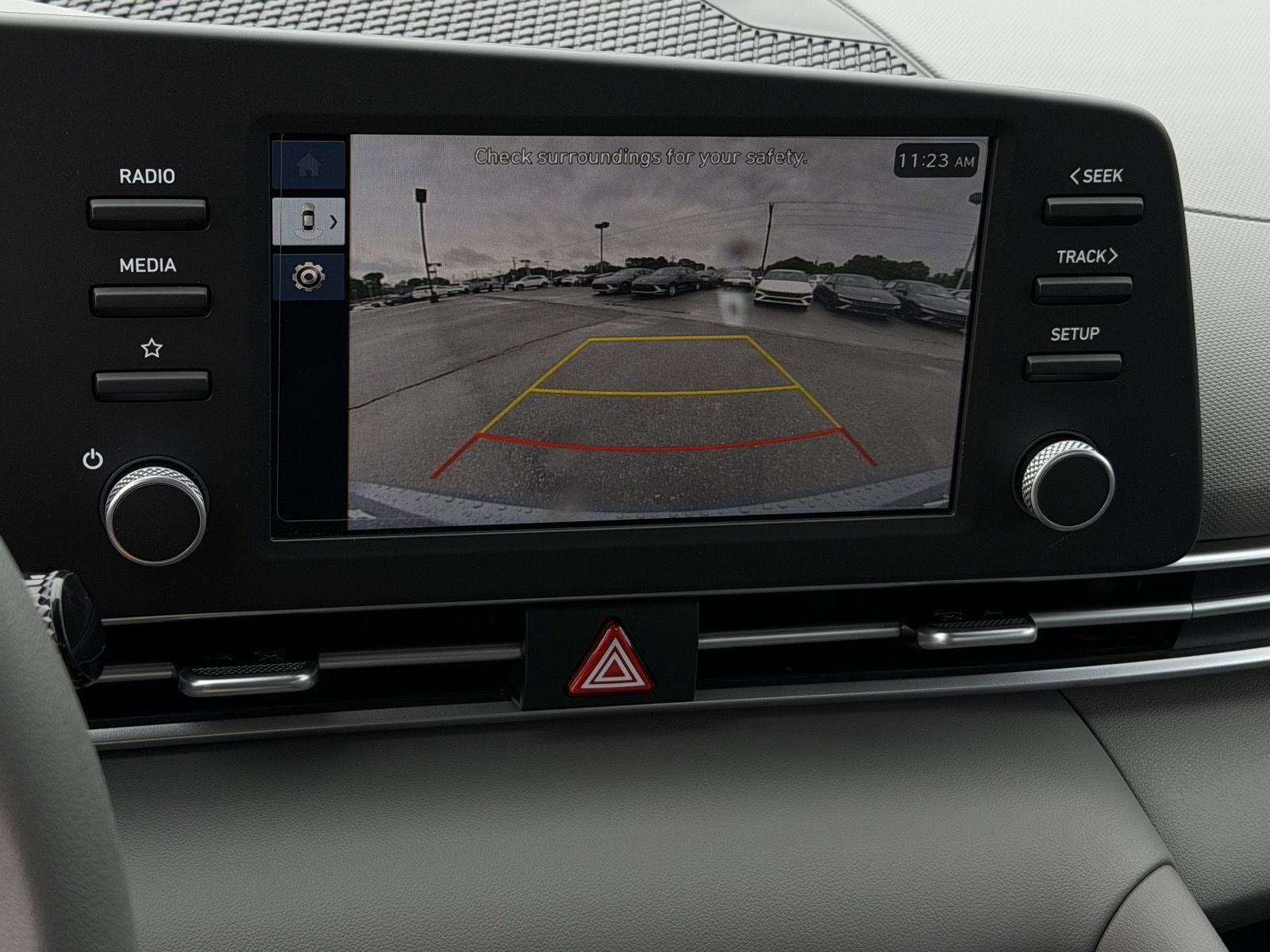 New 2026 Hyundai Elantra SE FWD image 12