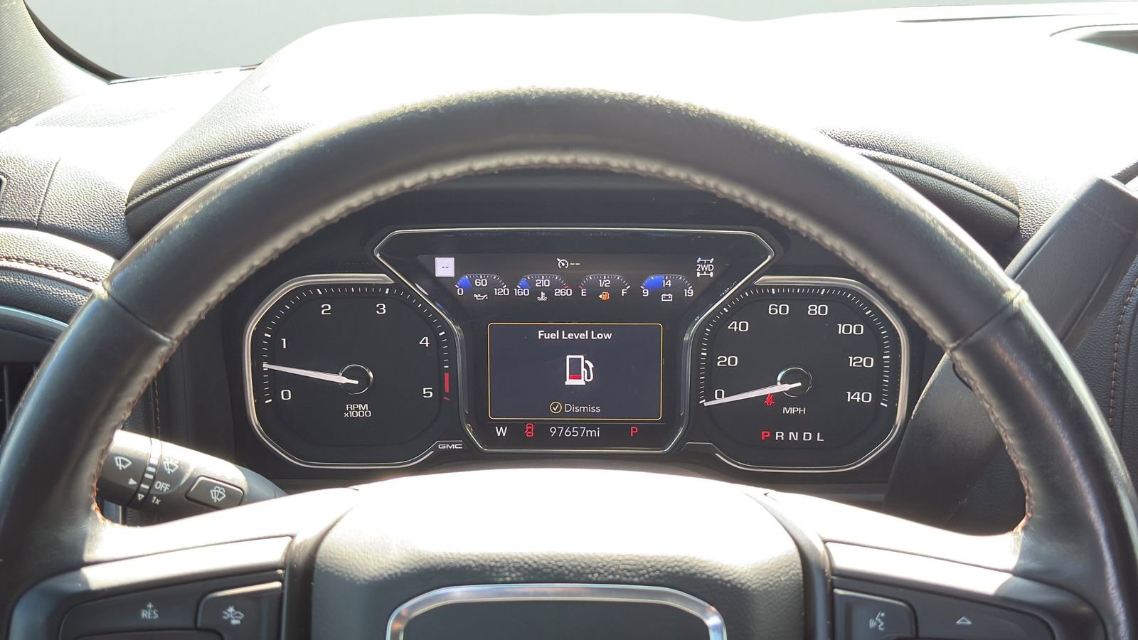 Used 2022 GMC Sierra 2500 AT4 w/ AT4 Premium Plus Package AWD/4WD image 11