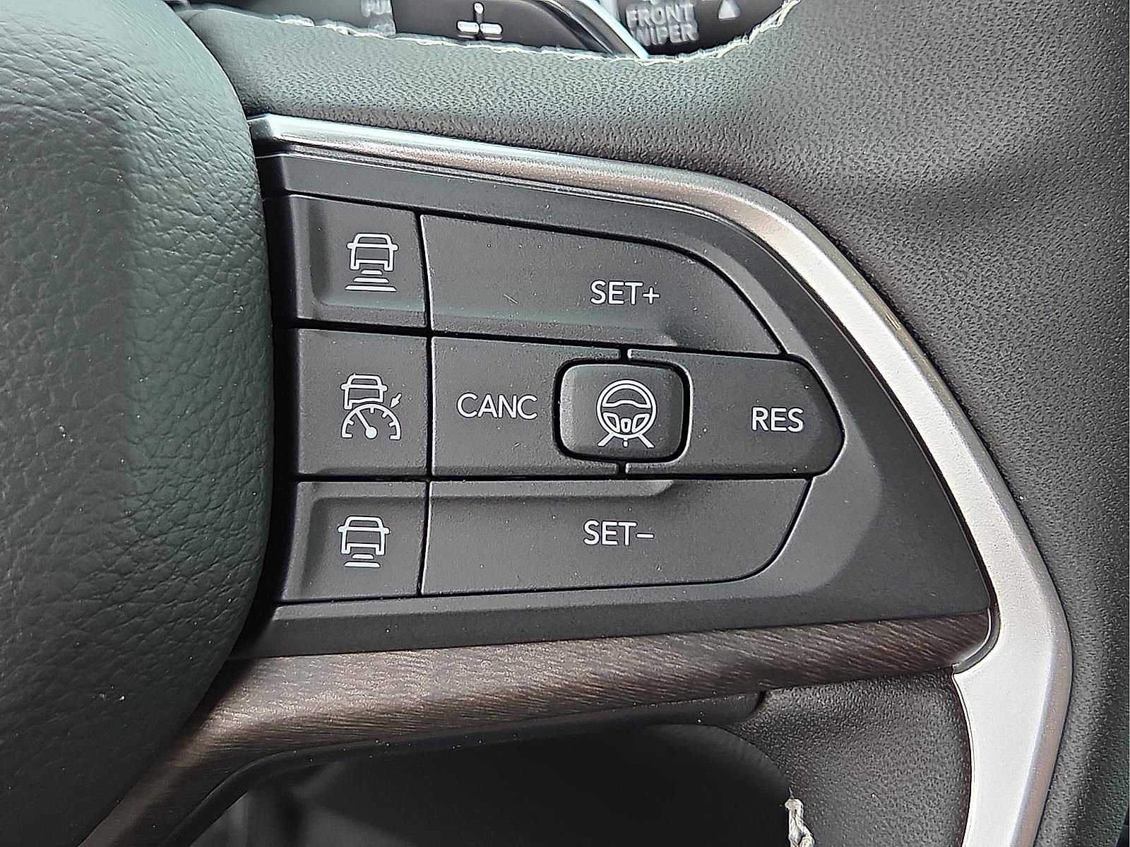 New 2026 Jeep Grand Cherokee L Limited AWD/4WD image 19