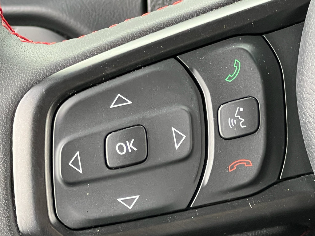 Used 2024 Jeep Gladiator Rubicon AWD/4WD image 23