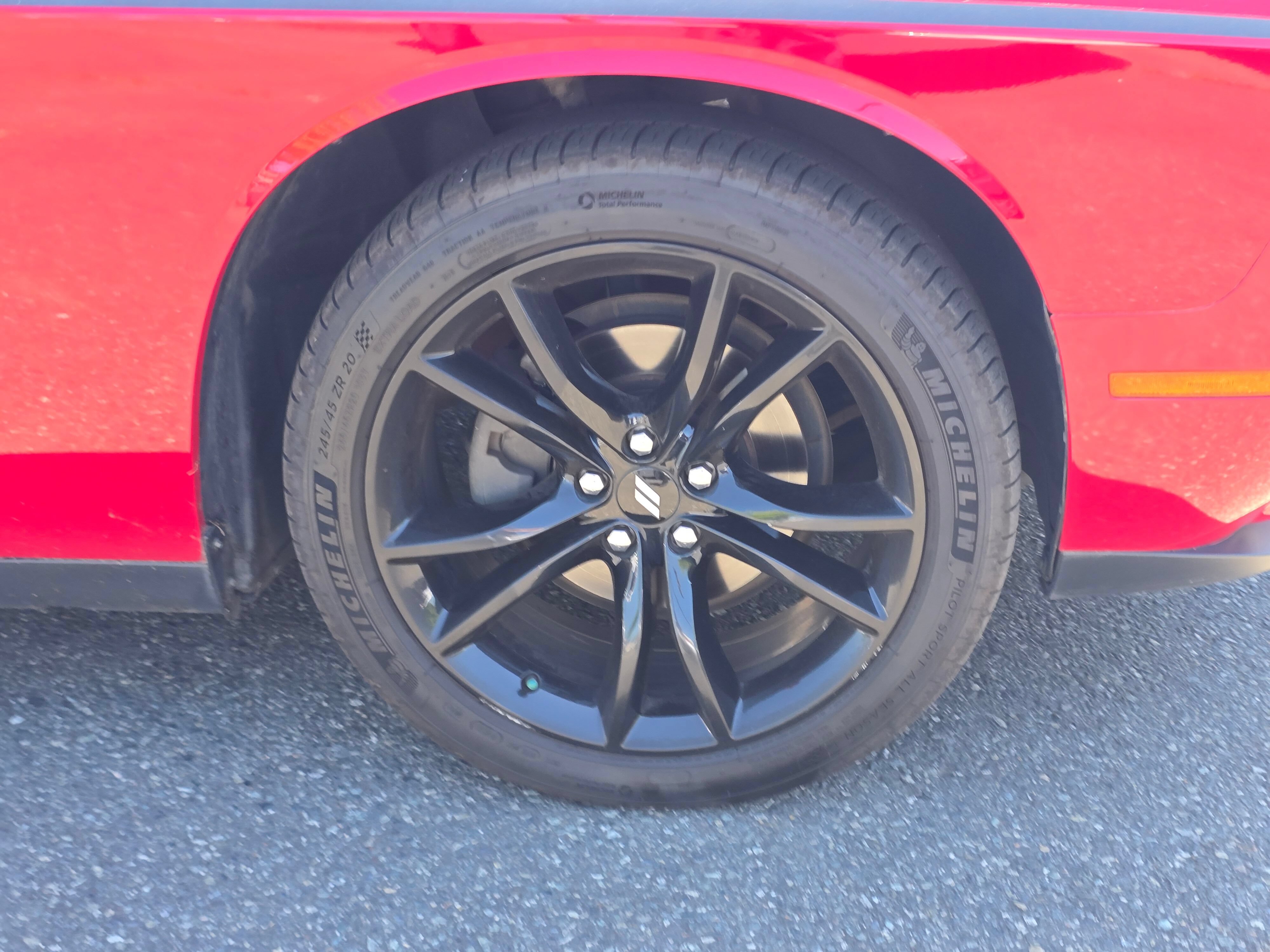 Used 2018 Dodge Challenger SXT w/ Blacktop Package RWD image 9
