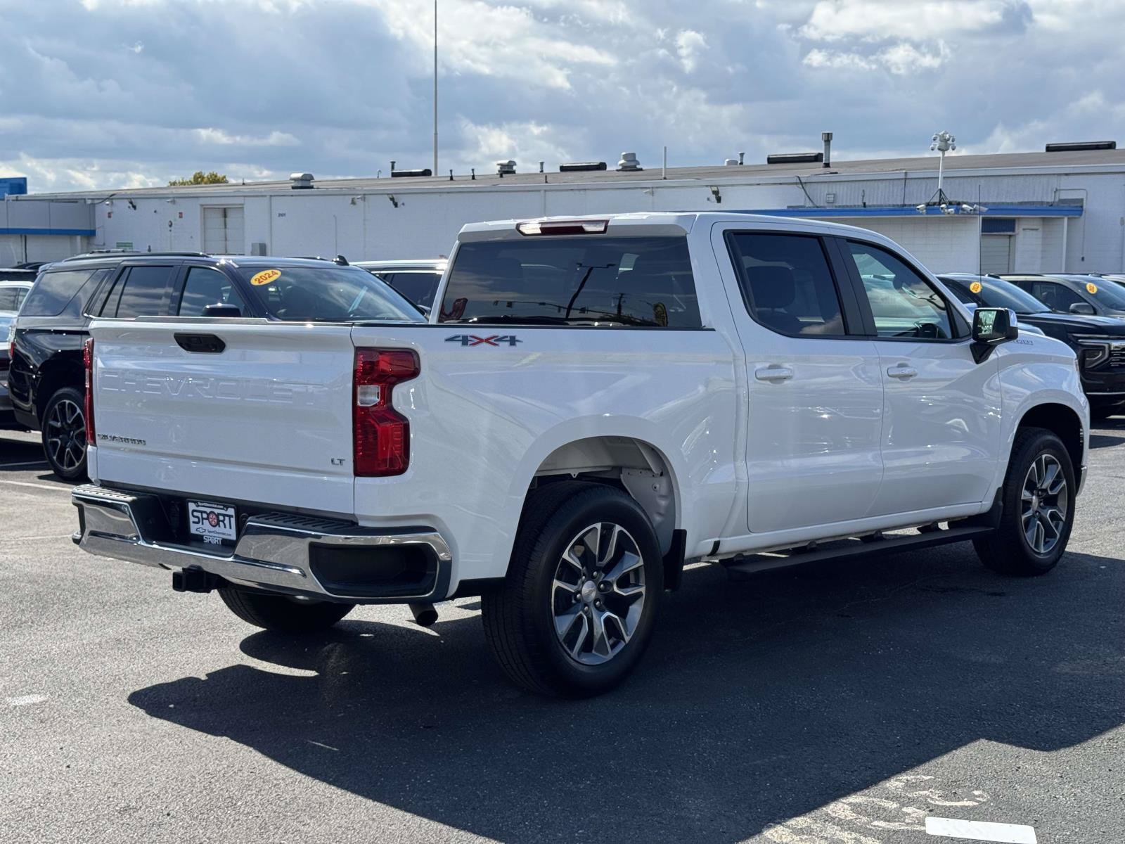 Used 2026 Chevrolet Silverado 1500 LT AWD/4WD image 30