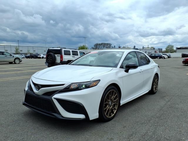 Certified 2023 Toyota Camry SE w/ Convenience Package AWD/4WD image 3