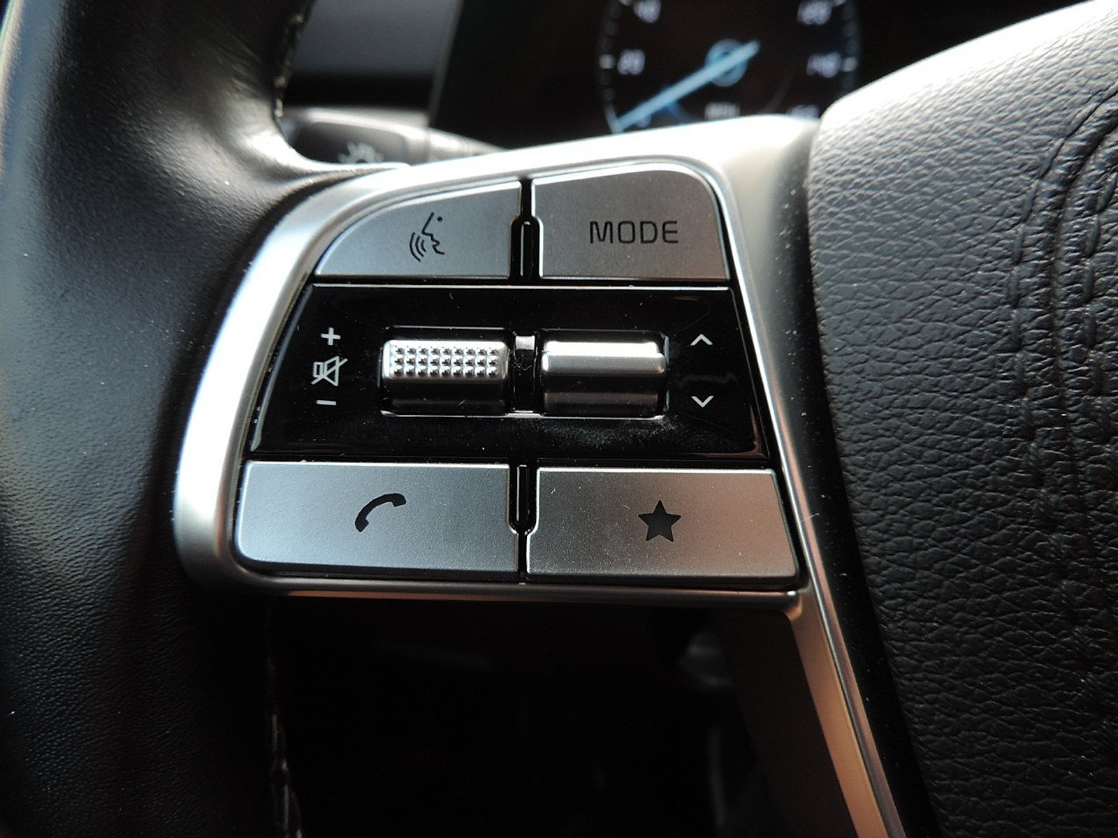 Used 2023 Kia Telluride SX Prestige AWD/4WD image 30