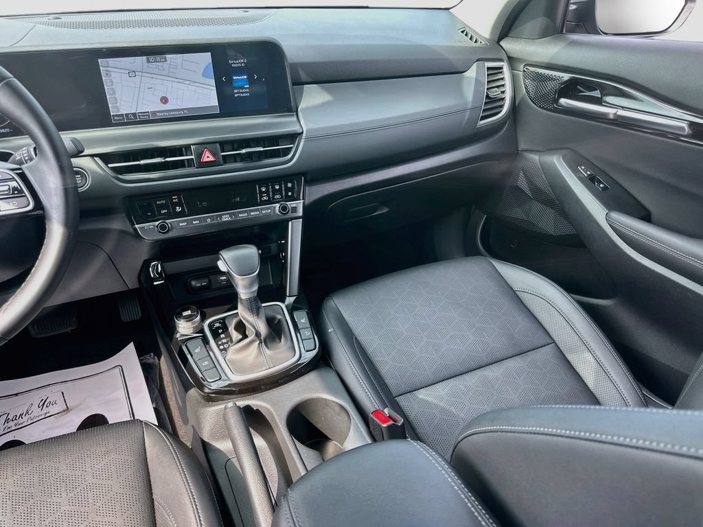Certified 2024 Kia Seltos EX FWD image 23