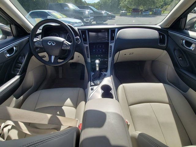 Used 2015 INFINITI Q50 Premium w/ Navigation Package image 2