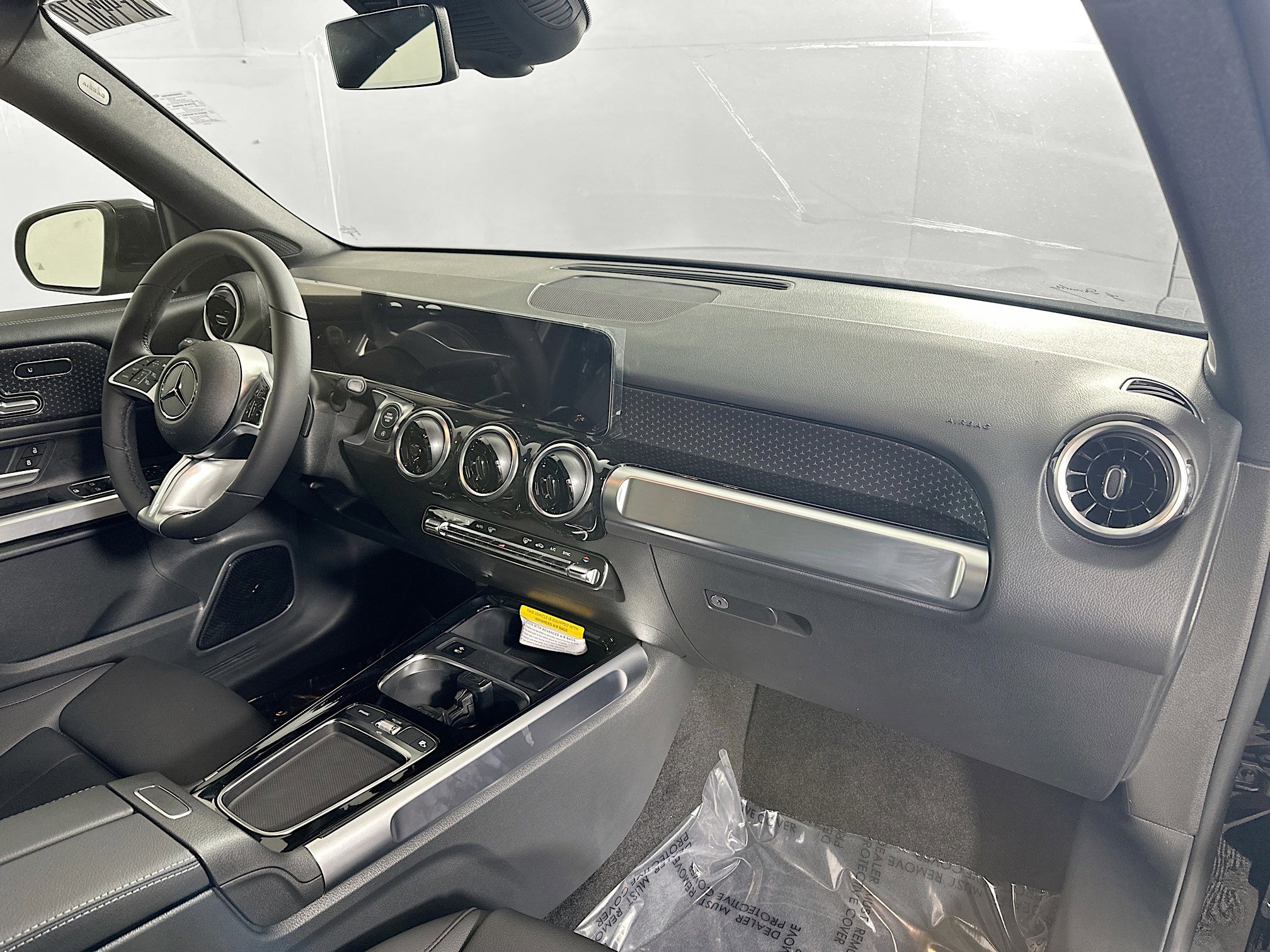 New 2026 Mercedes-Benz GLB 250 4MATIC image 29