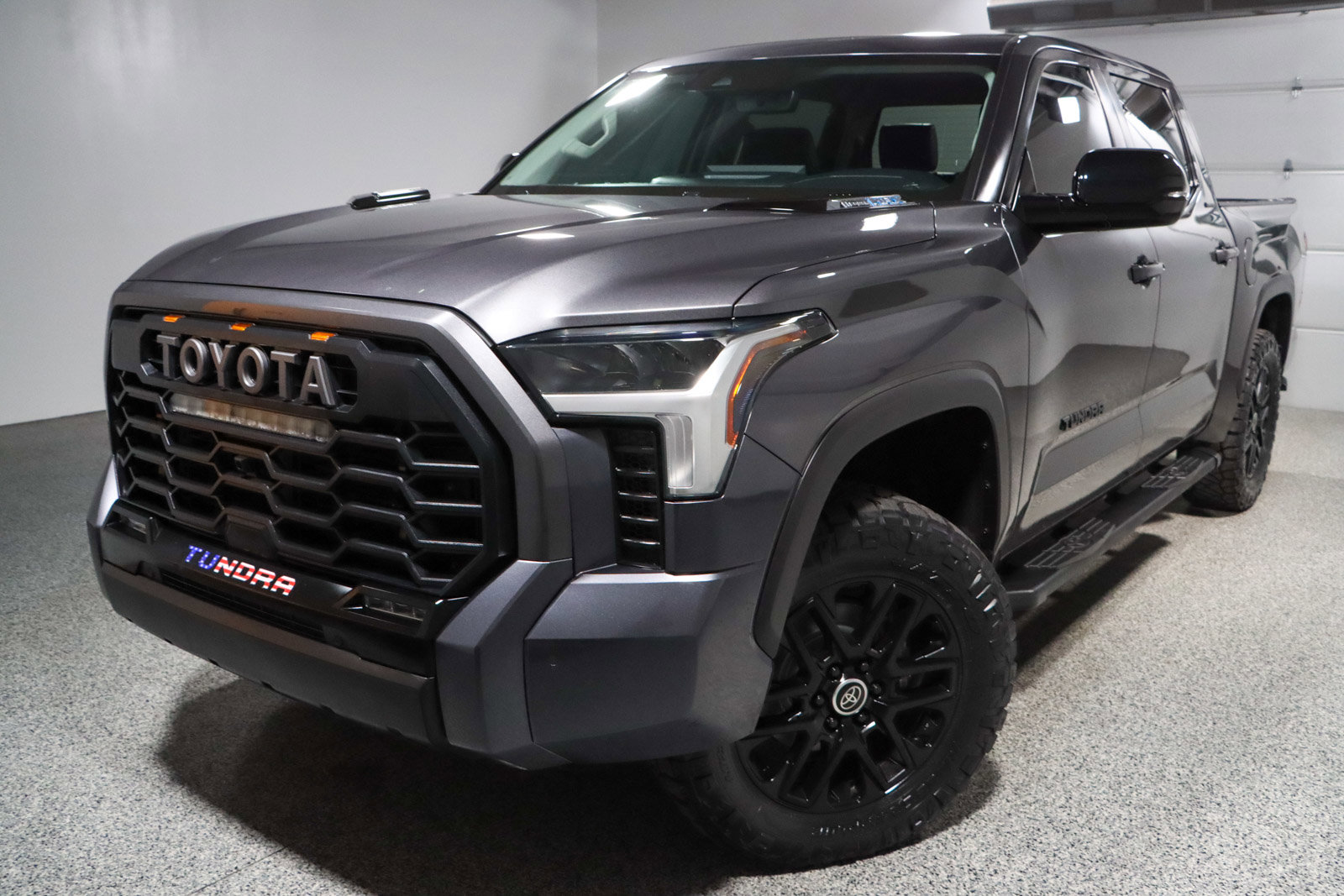 Used 2024 Toyota Tundra Limited w/ Nightshade Package AWD/4WD image 32