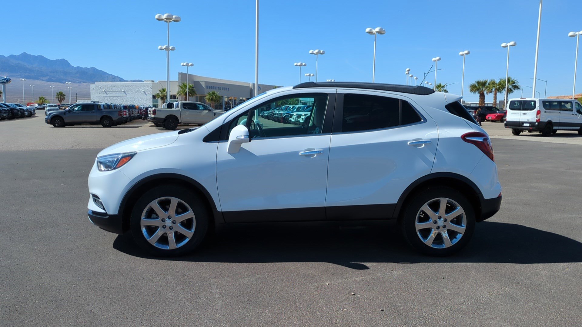 Used 2017 Buick Encore Essence w/ Experience Buick Package image 7