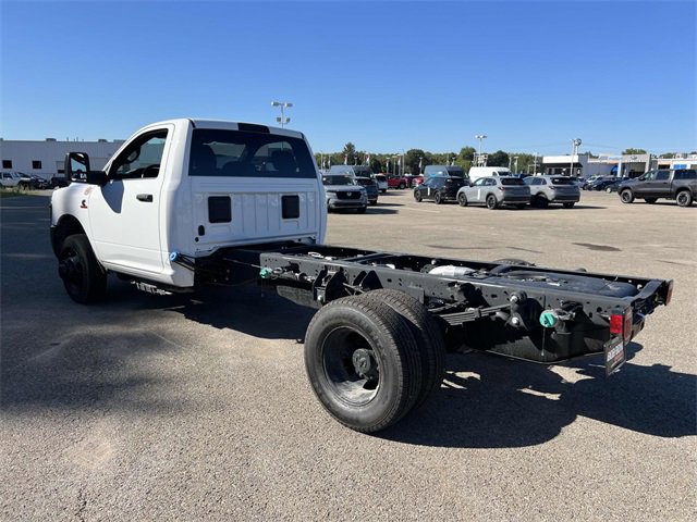 New 2025 RAM 3500 Tradesman w/ Cold Weather Group image 5