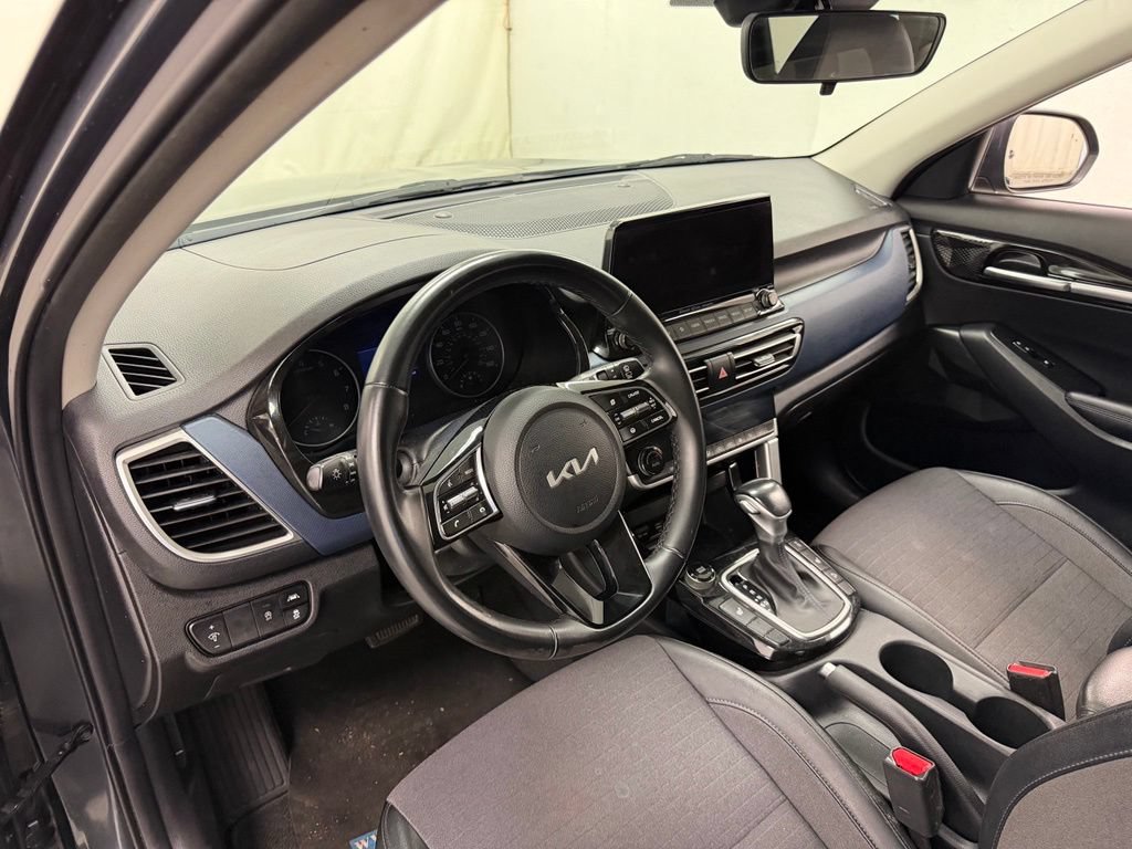 Used 2023 Kia Seltos Nightfall Edition AWD/4WD image 19