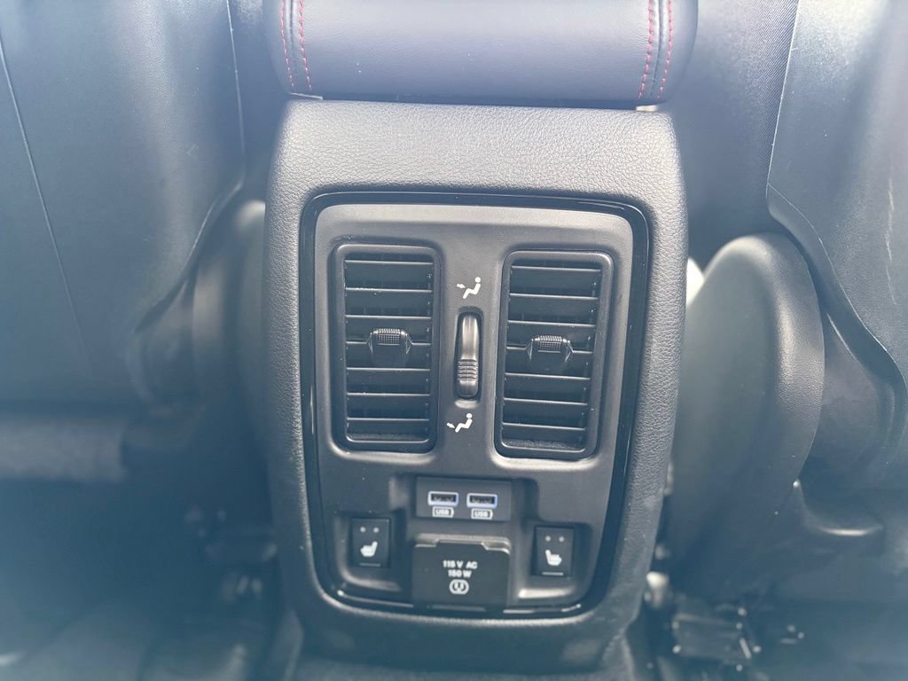 Used 2023 Dodge Durango R/T AWD/4WD image 15