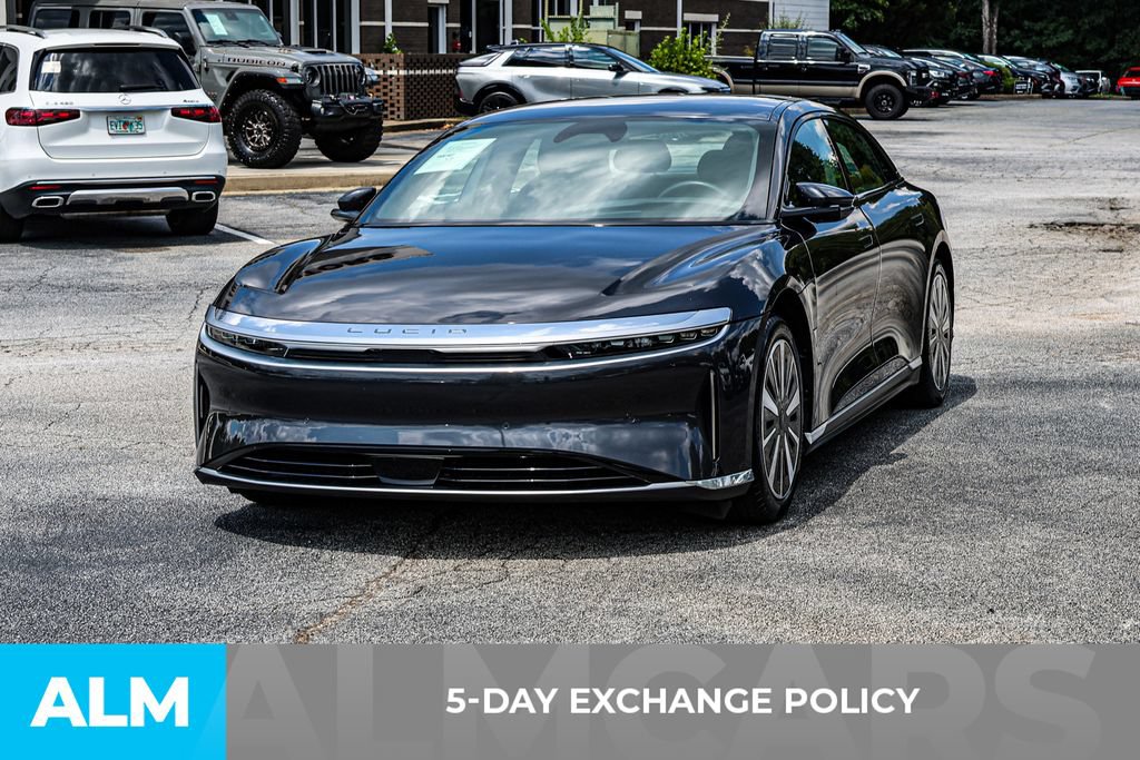 Used 2024 Lucid Air Pure RWD image 3