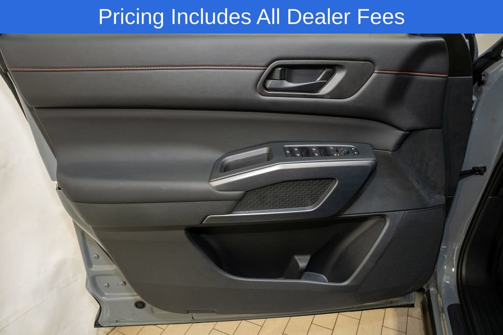 New 2026 Nissan Pathfinder Rock Creek AWD/4WD image 15