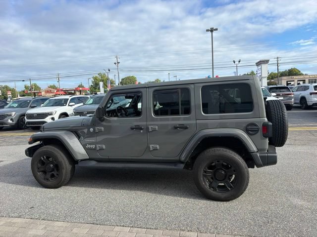 Used 2022 Jeep Wrangler Unlimited Sahara w/ Cold Weather Group AWD/4WD image 5