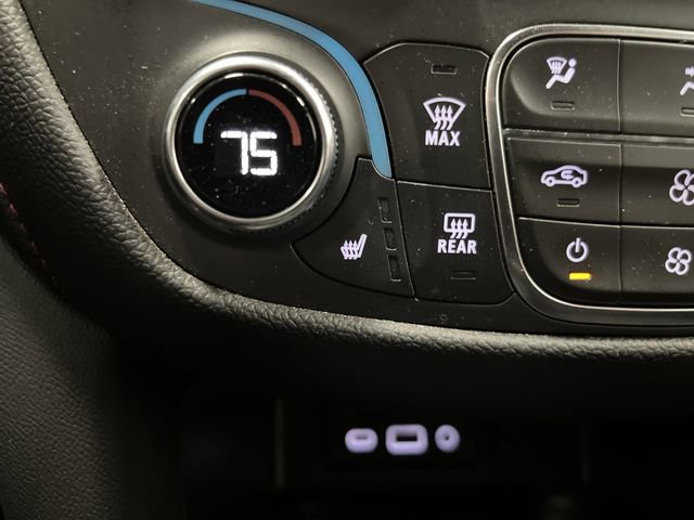 Used 2024 Chevrolet Equinox RS w/ RS Leather Package image 8