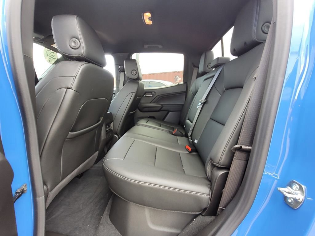 New 2025 GMC Canyon Elevation w/ Convenience Package image 11