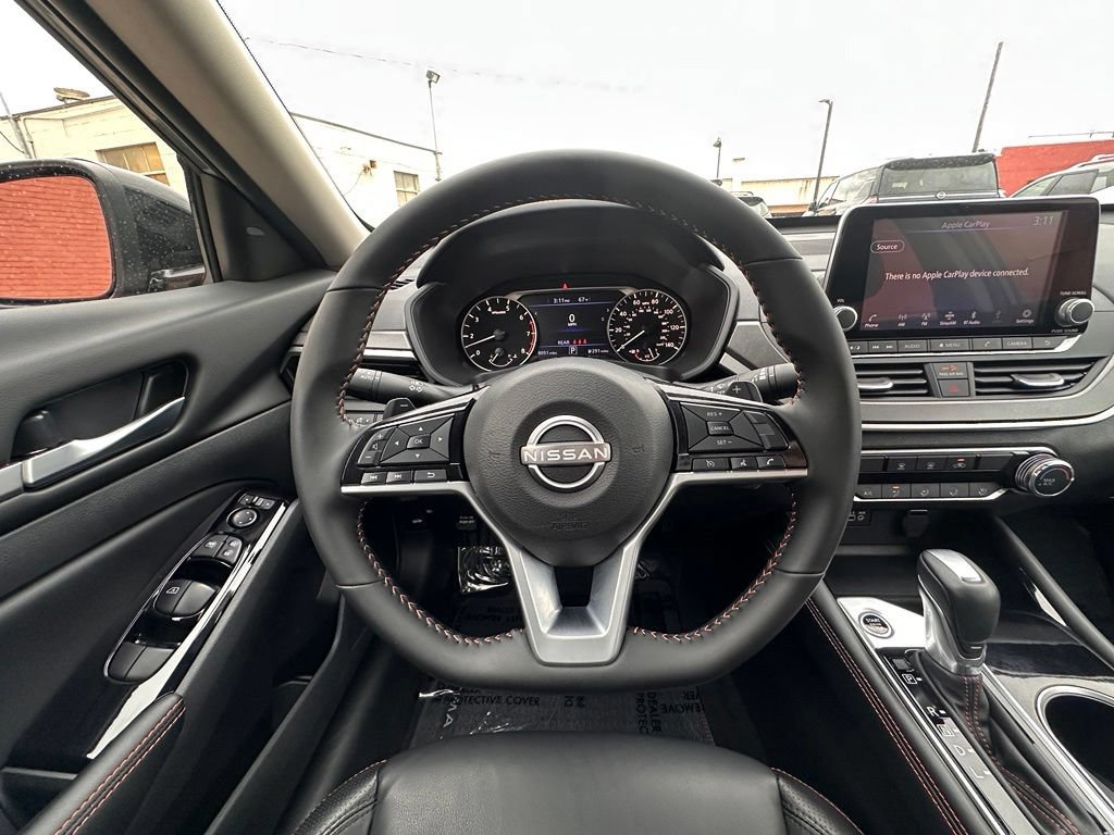 Certified 2025 Nissan Altima 2.5 SR FWD image 20