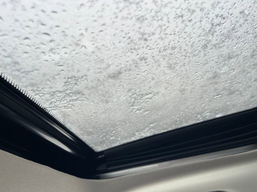 Used 2024 Nissan Armada SL image 17