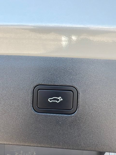 Used 2025 Volvo EX30 Ultra AWD/4WD image 29
