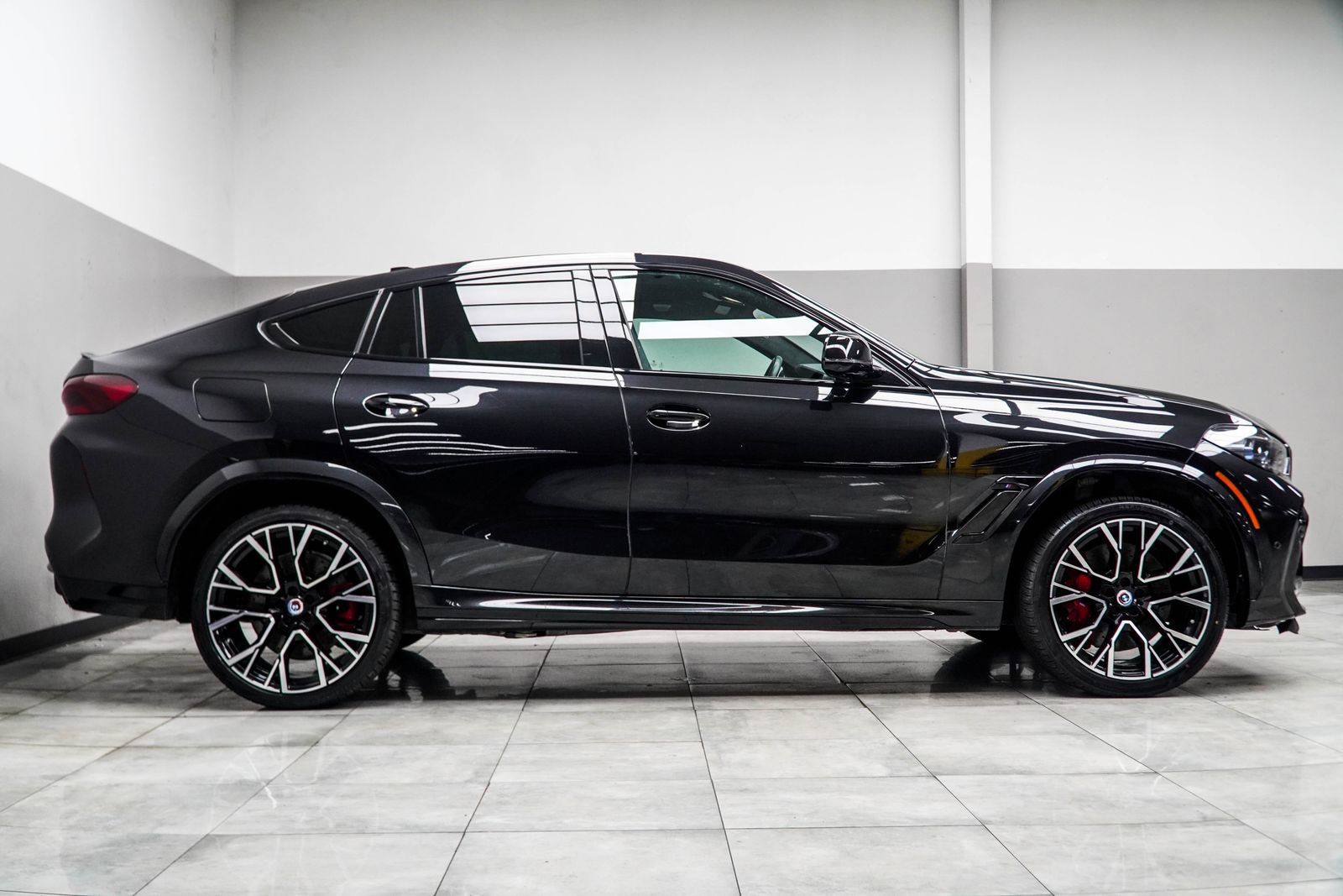 Used 2023 BMW X6 M w/ Competition Package AWD/4WD image 7
