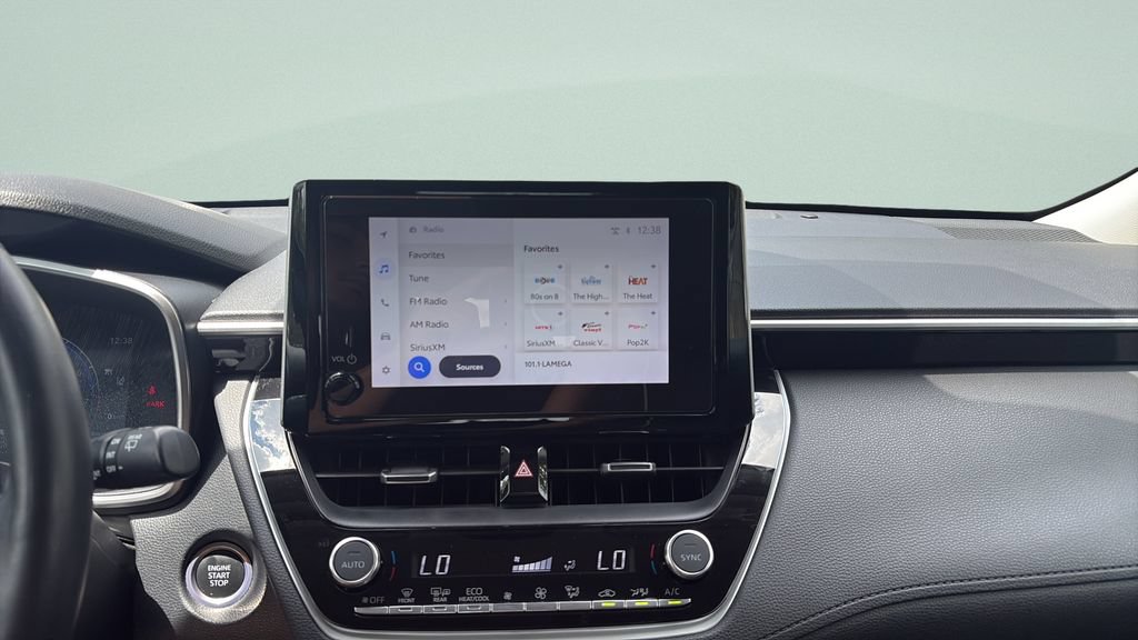 Used 2023 Toyota Corolla Cross XLE FWD image 15