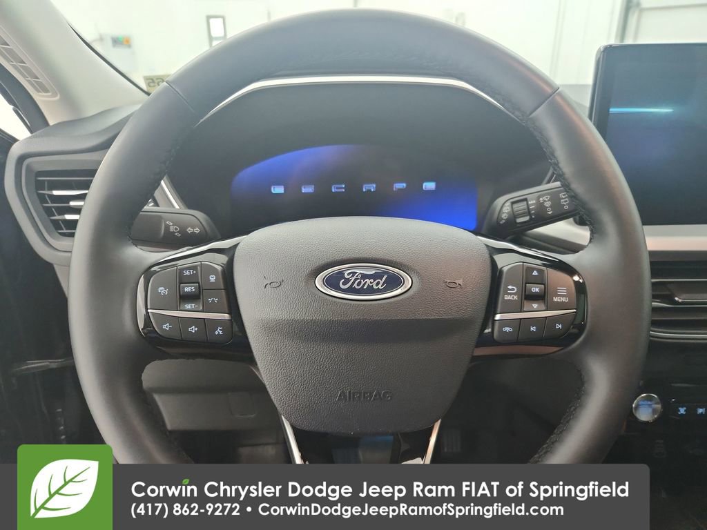 Used 2024 Ford Escape Platinum w/ Premium Technology Package image 14