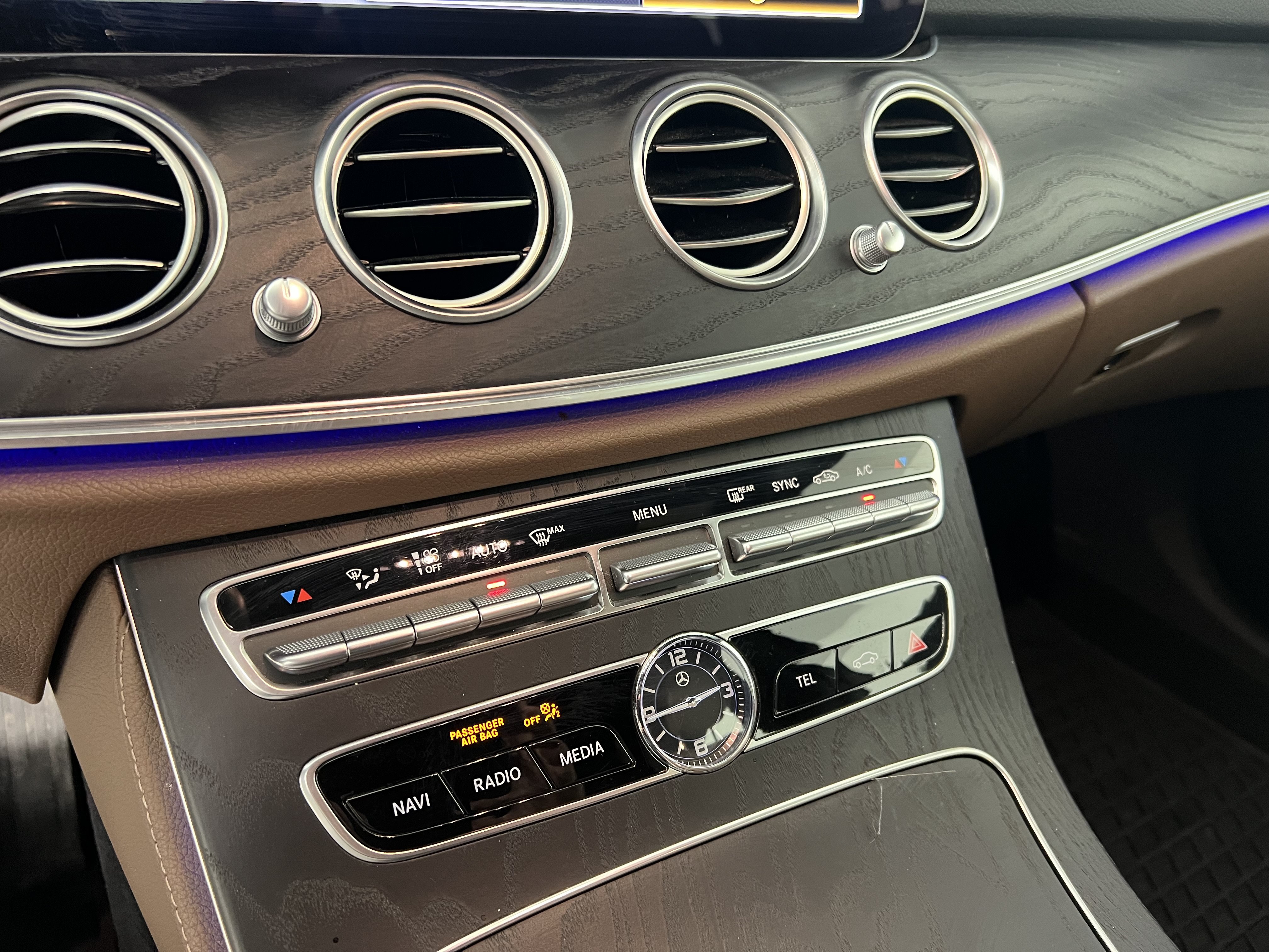 Certified 2020 Mercedes-Benz E 350 4MATIC Sedan image 32