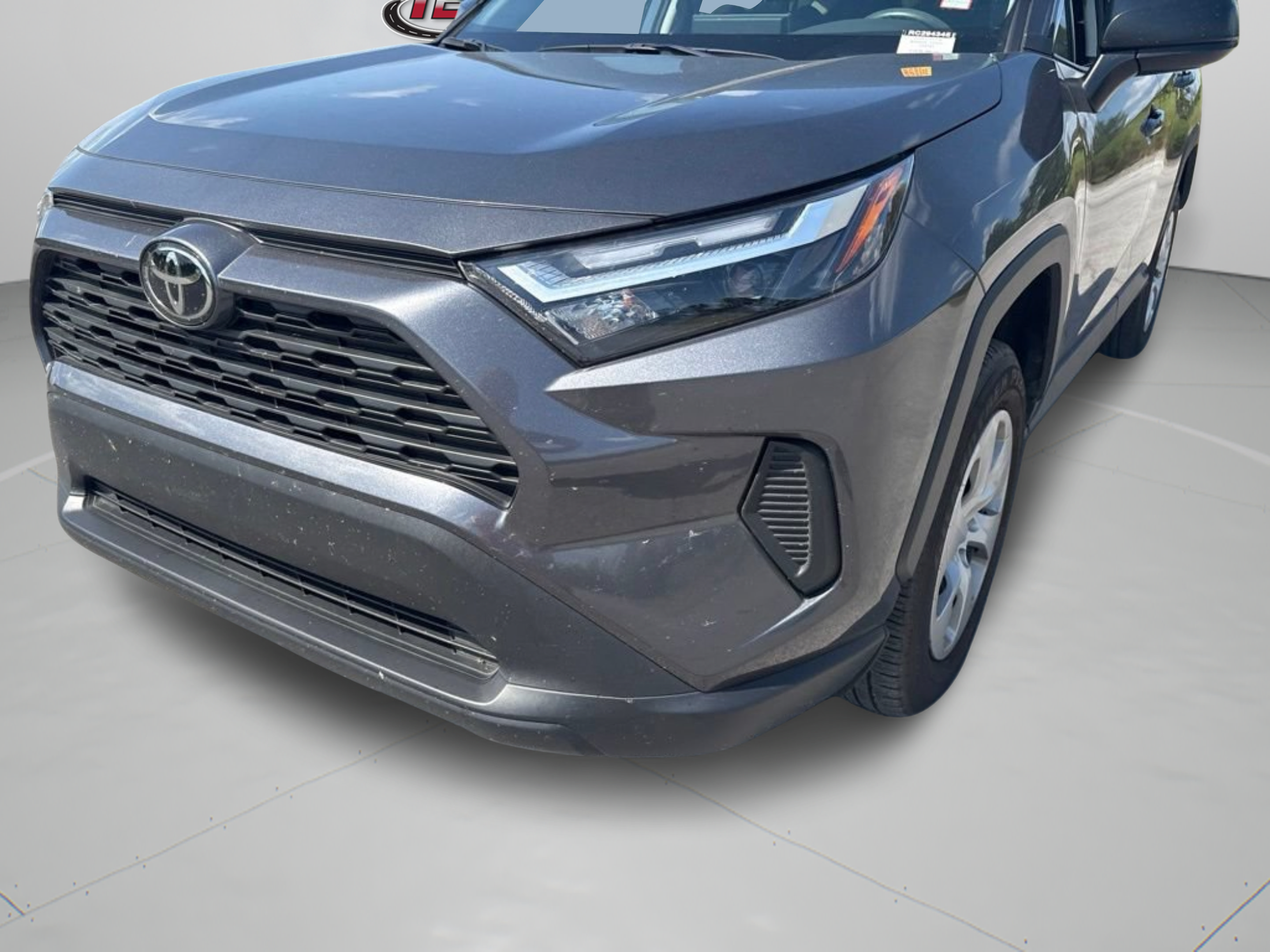 Used 2024 Toyota RAV4 LE FWD image 28