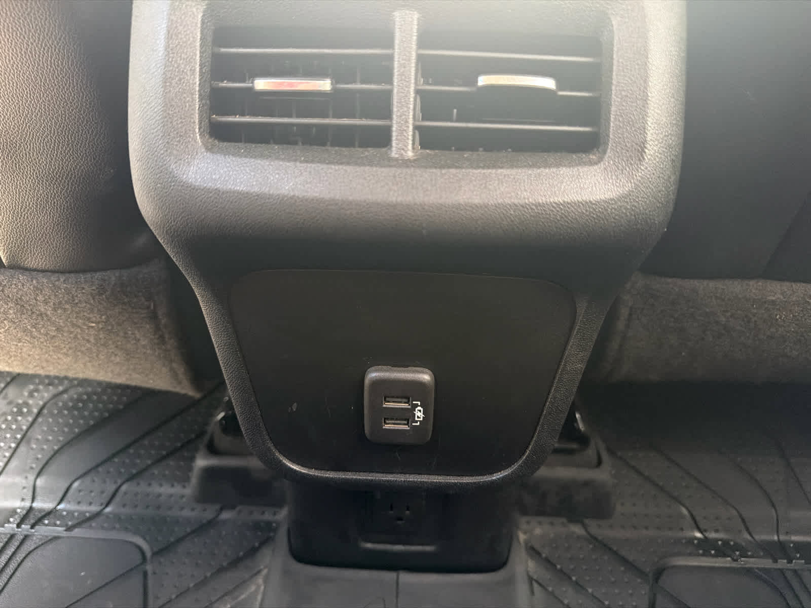 Used 2021 Chevrolet Equinox Premier w/ Redline Edition FWD image 25