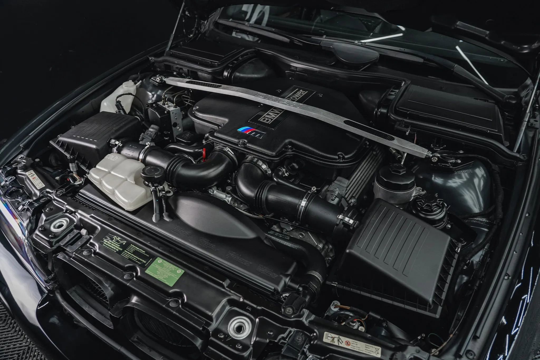 Used 2003 BMW M5 image 69