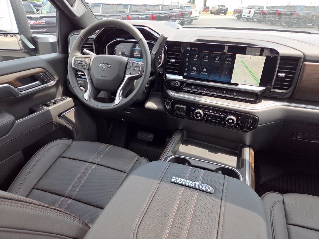 New 2026 Chevrolet Silverado 2500 High Country w/ Midnight Edition AWD/4WD image 31
