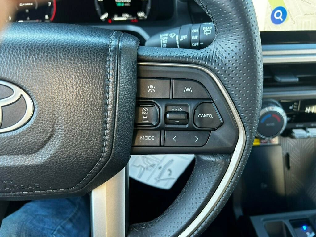 Used 2025 Toyota 4Runner TRD Sport image 19