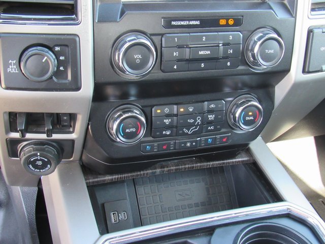 Used 2020 Ford F250 Lariat image 18