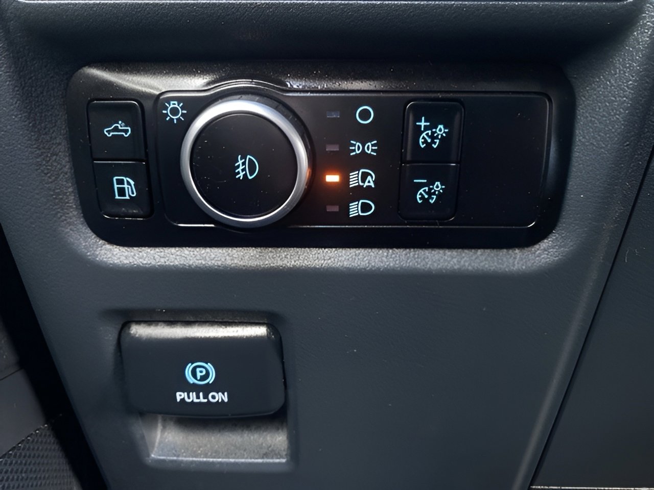 Used 2024 Ford F150 XLT w/ Mobile Office Package image 45