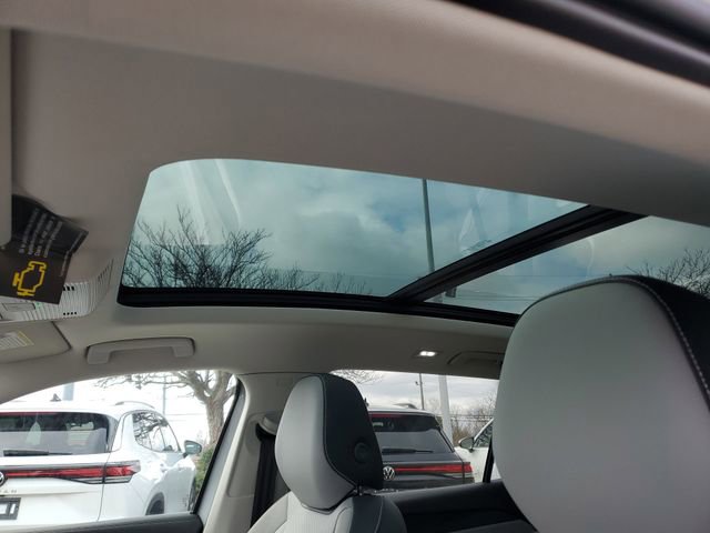 New 2026 Volkswagen Tiguan SE image 19