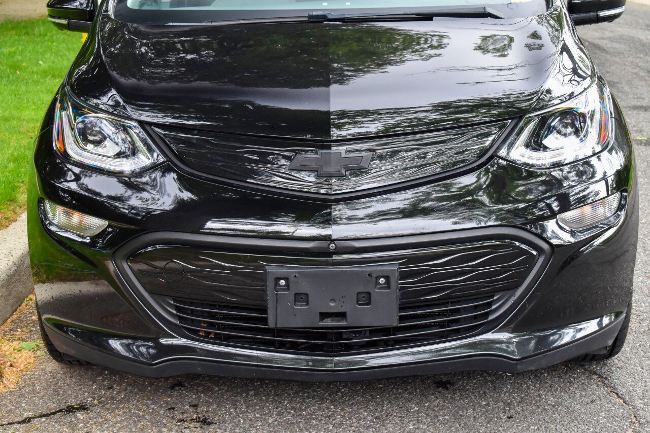 Used 2020 Chevrolet Bolt Premier w/ Infotainment Package FWD image 34