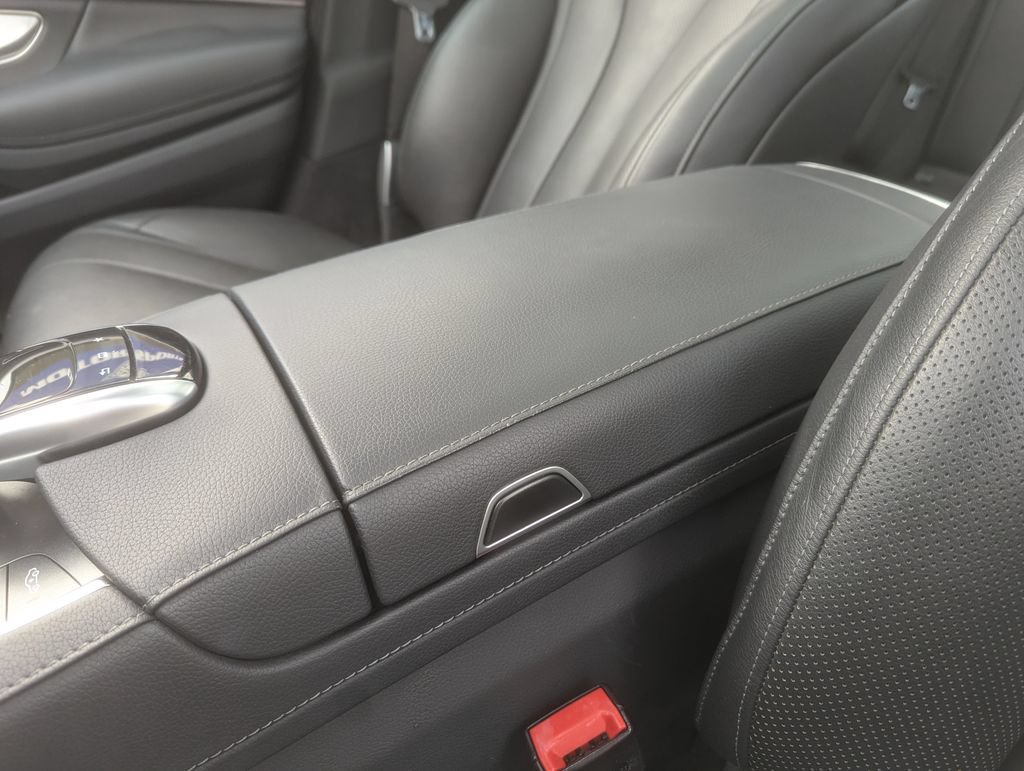 Used 2016 Mercedes-Benz S 550 4MATIC Sedan image 29