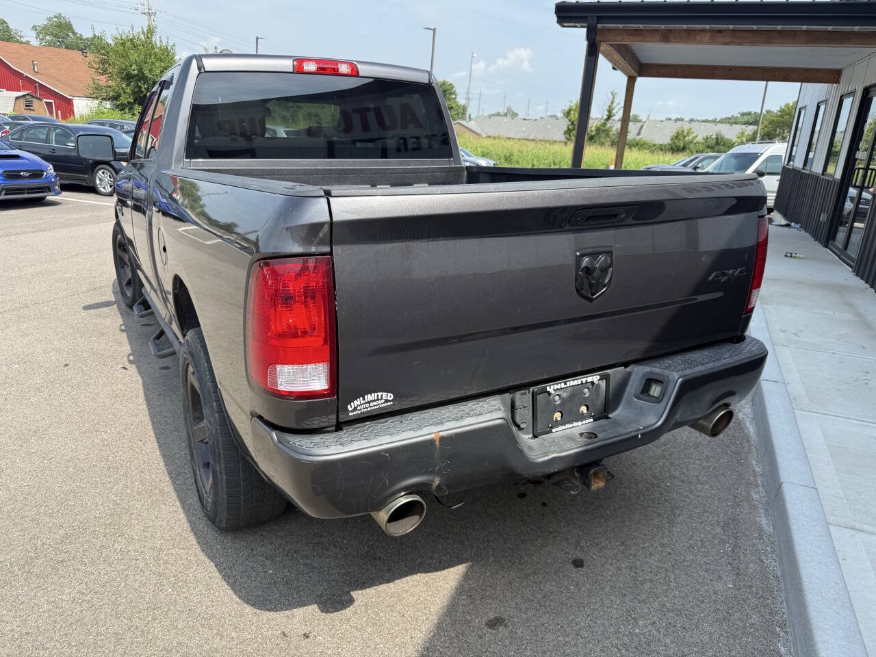 Used 2015 RAM 1500 ST AWD/4WD image 10