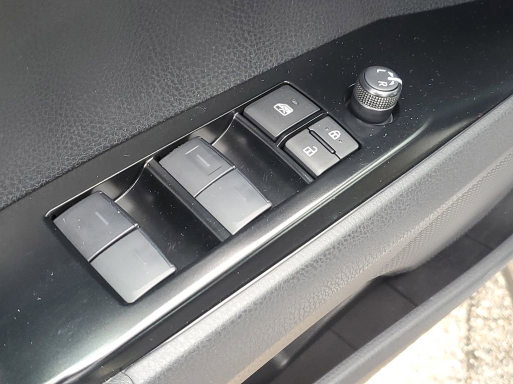 Used 2026 Toyota Camry SE w/ Convenience Package FWD image 24